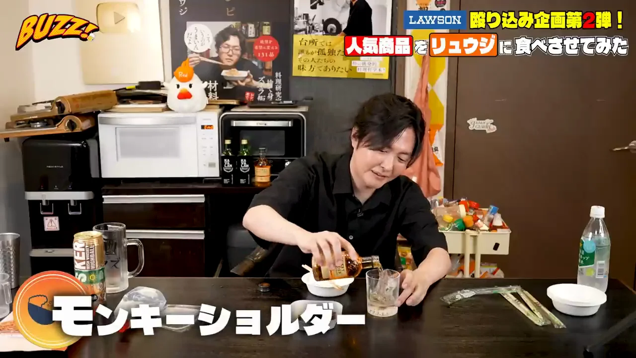 ニンニクまぜそば：生ニンニクを足すと「店で出せ」