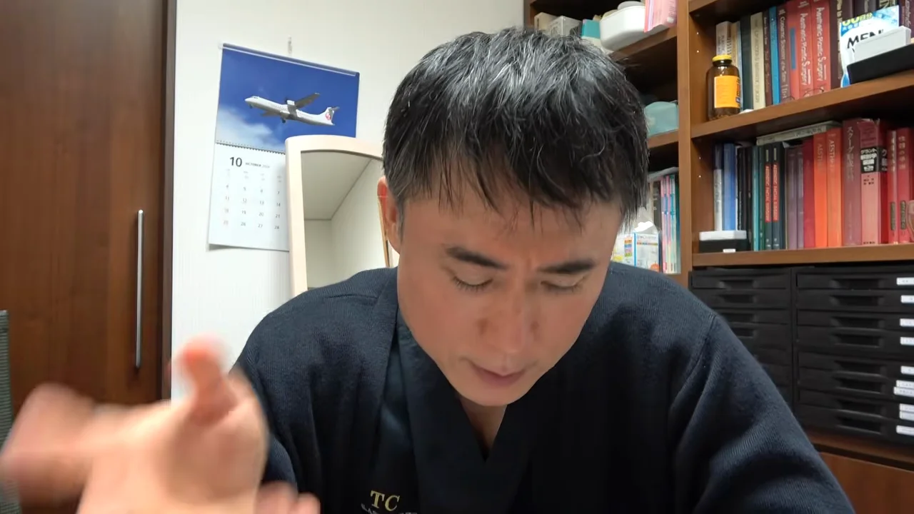 視聴者に人気の疋田先生と「シミ取りおじさん」という呼び名