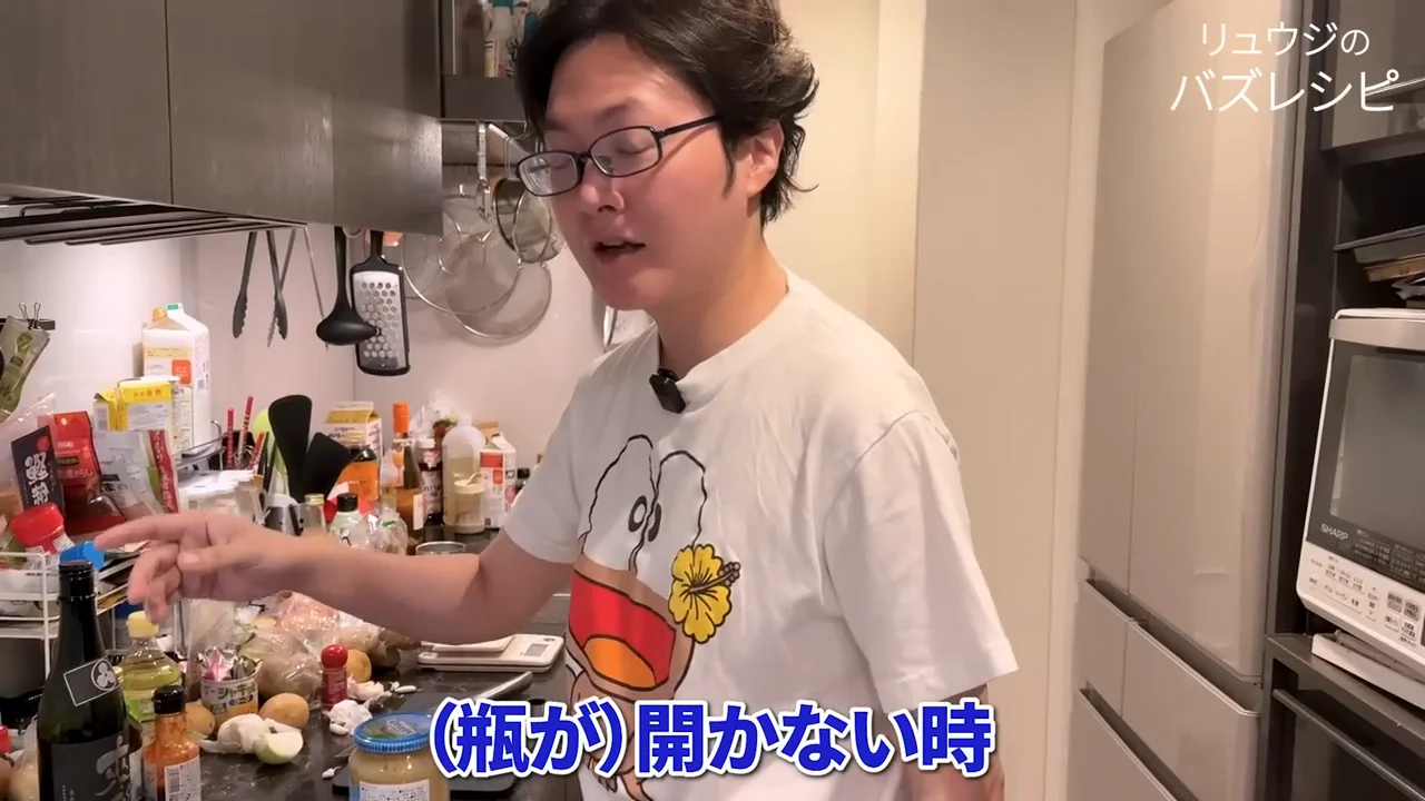 開かない瓶のふたを開けるコツ