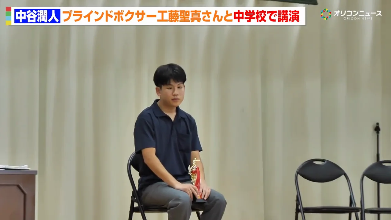 工藤聖真のピアノ演奏で始まった講演