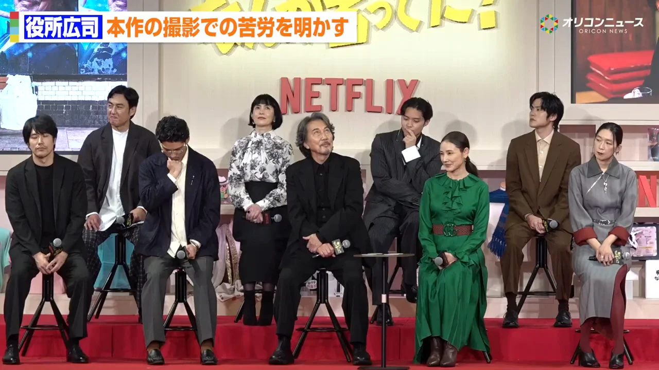 ロンドン・グローブ座でリア王を英語で演じる
