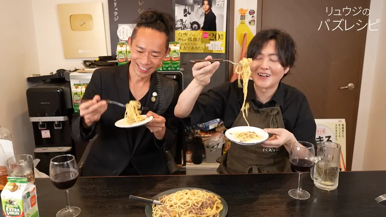 試食：香りの強さと詰まった食感