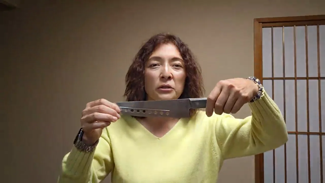 刃が手の真下にあるから力が伝わる