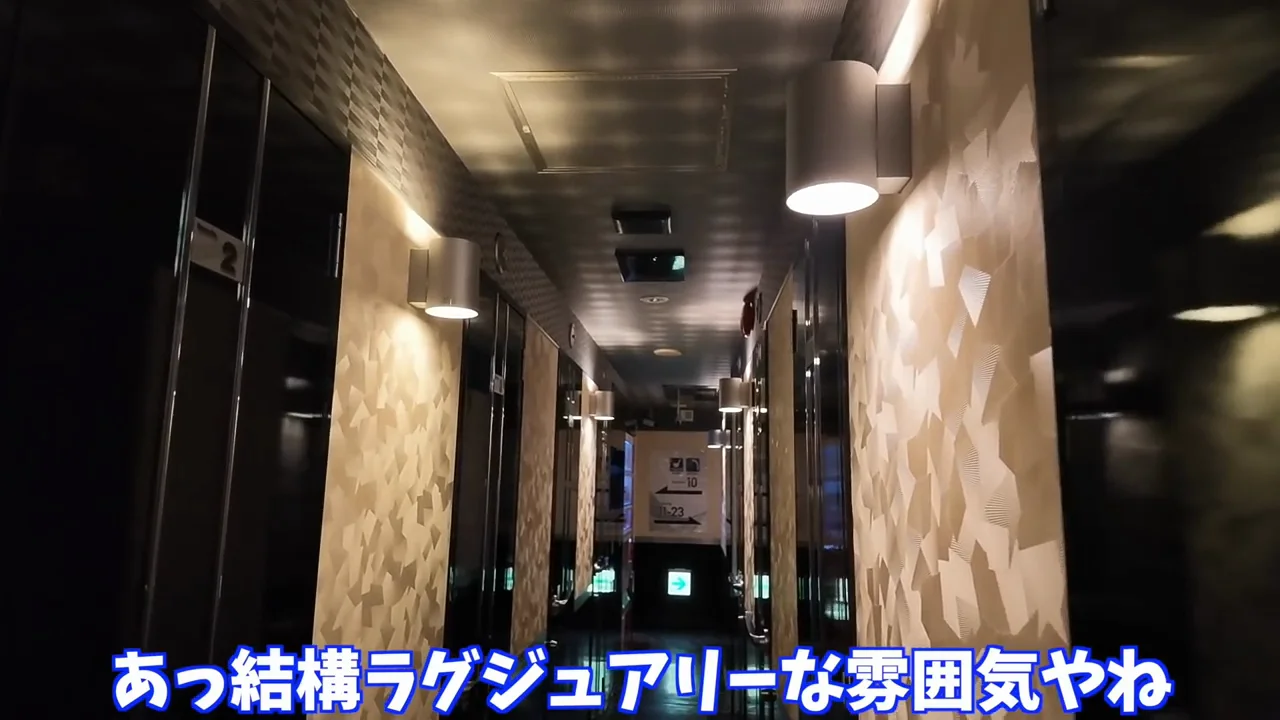 個室の中：思ったより良く、匂いは確かにする