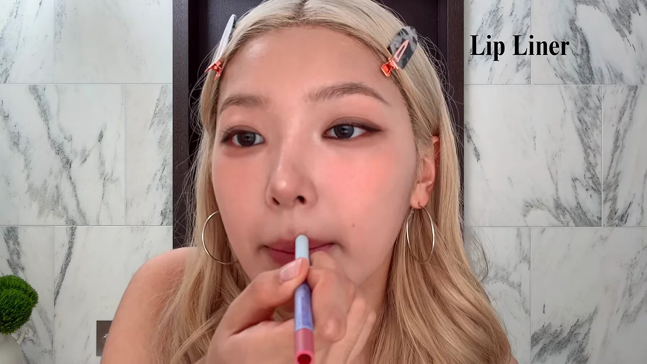 Lip Liner, Not Lip Filler