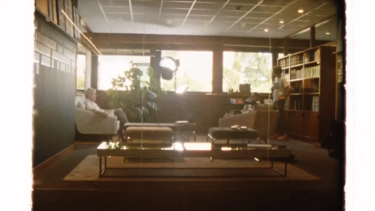 Empezar antes de 1975 y mirar también desde fuera