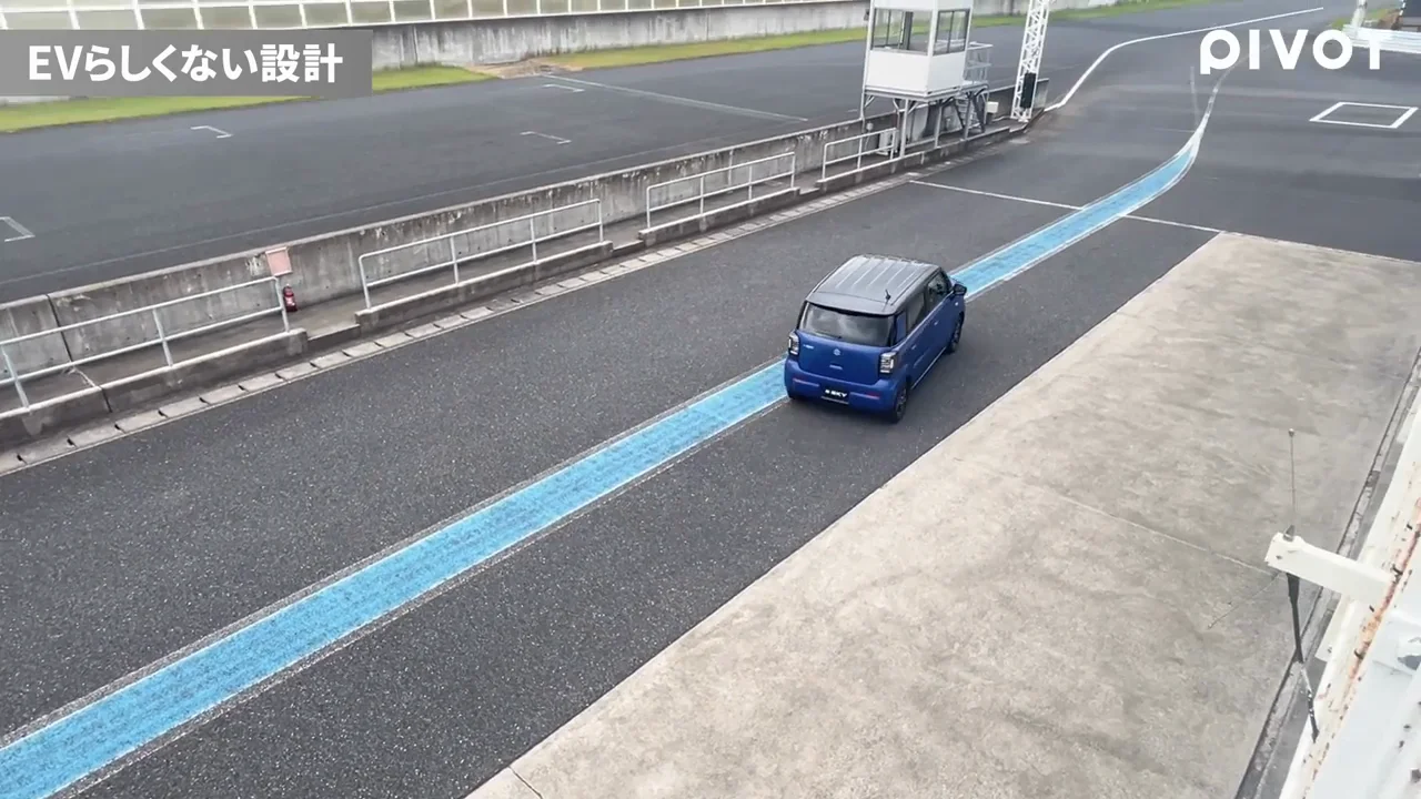 発進はあえてガソリン車と同じに