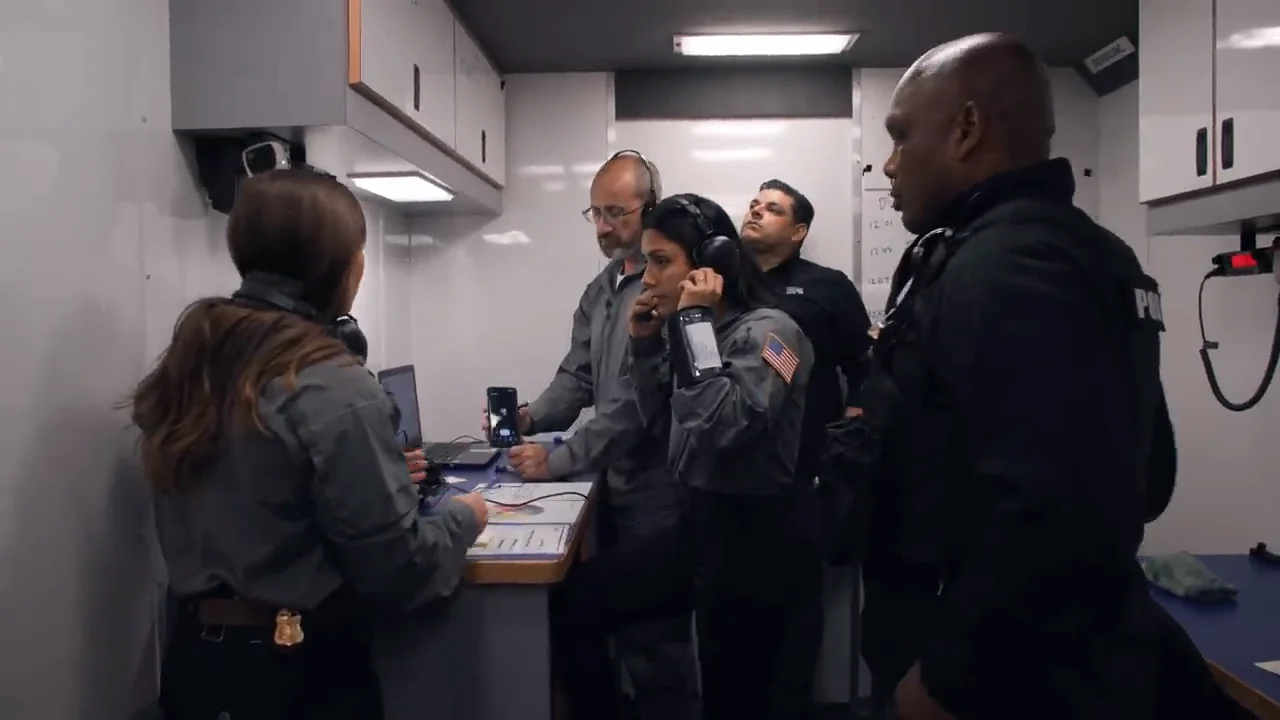Turning Point: Releasing the Pregnant Hostage