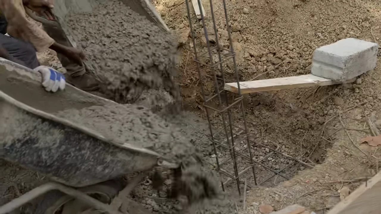 空き地に最初の家を建てる