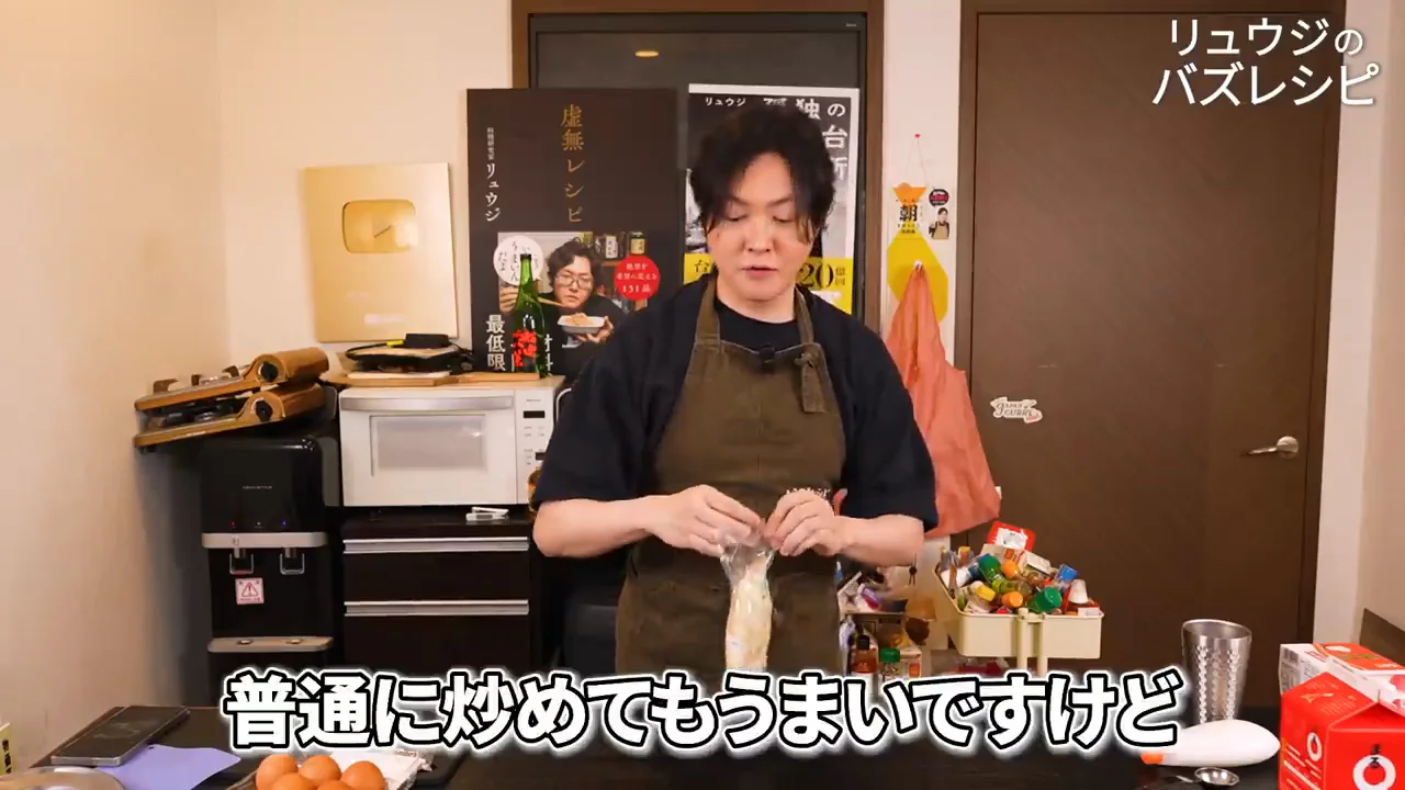 もやしは塩でもんで浸透圧で水を抜く