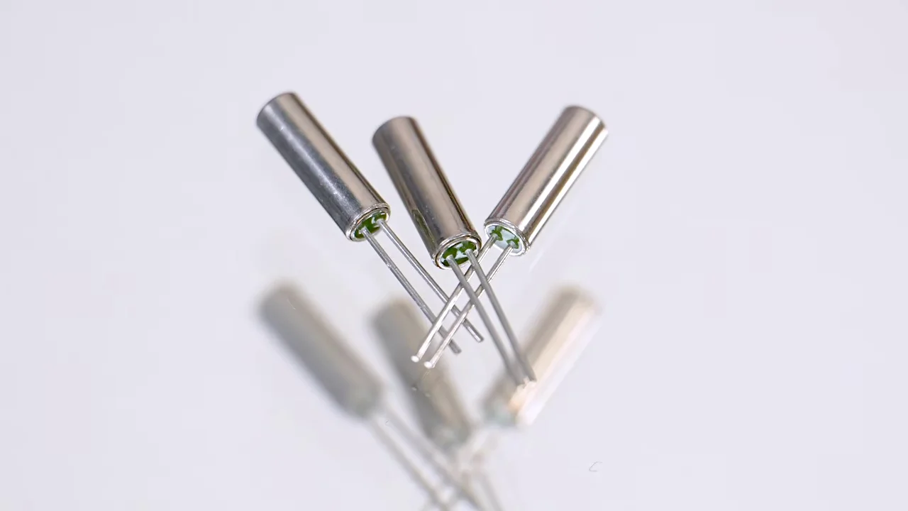 Crystal Oscillators: Same Spec, Different Shapes